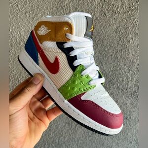 Jordan 1 Mid SE | Messy Room (GS) | Multi-Color | Size 3.5Y